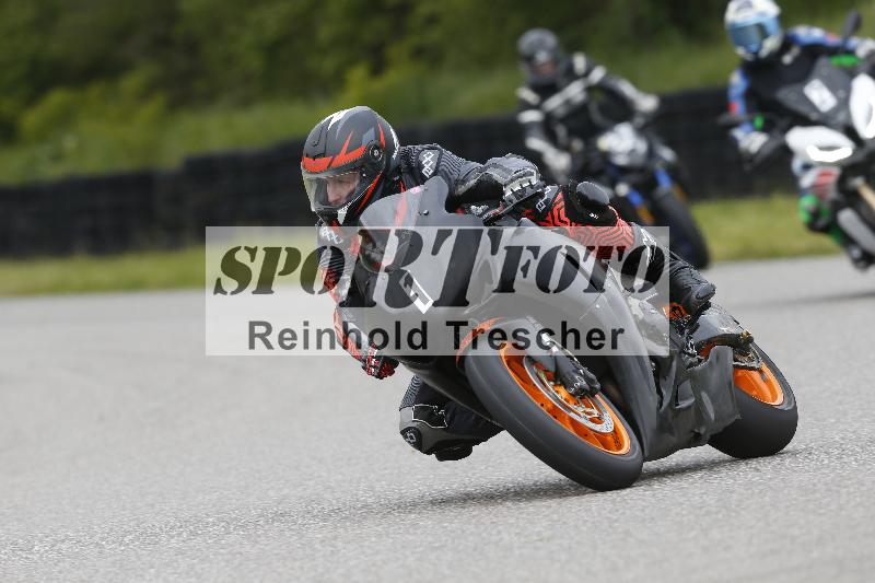 /Archiv-2024/13 22.04.2024 Plüss Moto Sport ADR/Einsteiger/1